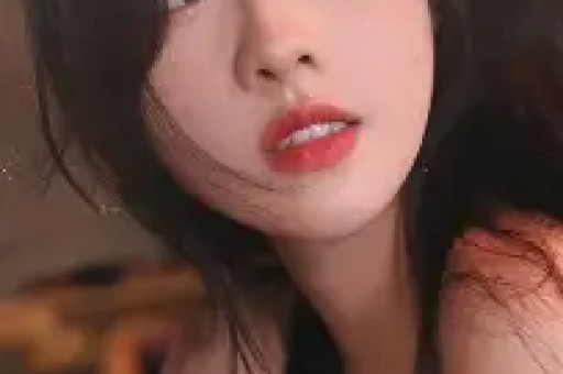 知名女网红翻车每天收入几万礼物却被曝光是AI生成的人物