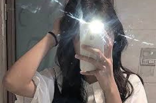 被李荣浩公开质问仅一天单依纯被曝“黑料”吃相难看越扒越有