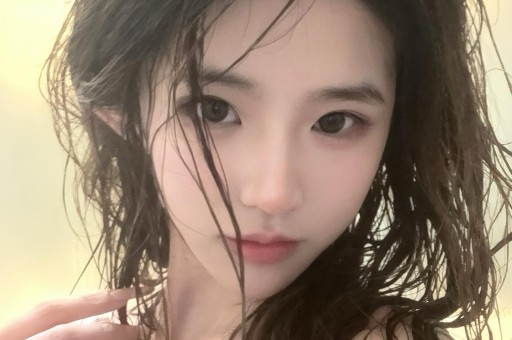 震惊！卢昱晓因片场不当行为塌房网友热议职业素养问题